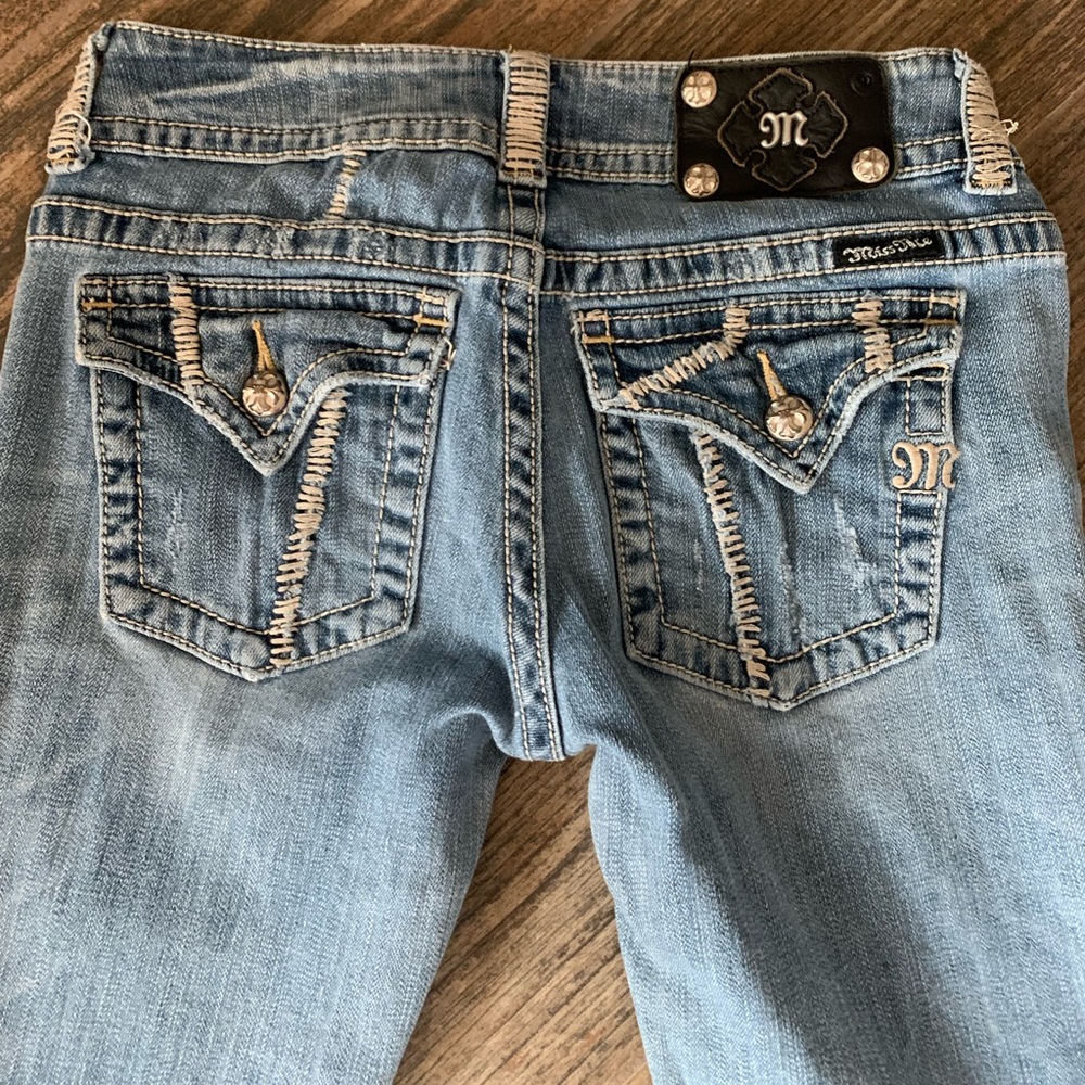Miss Me Capri Jeans
